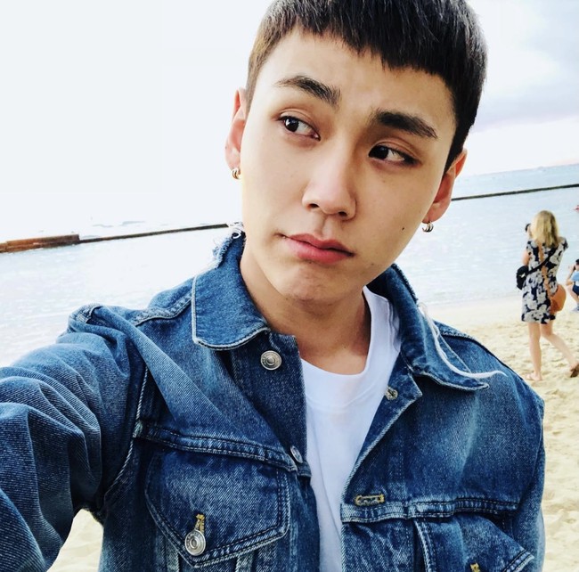 Hingga akhirnya, agensi Cube Entertainment mengumumkan bahwa Ilhoon memutuskan untuk hengkang dari BTOB pada 31 Desember 2020. Grup beranggotakan tujuh orang itu kini aktif dengan enam member. Foto: dok. Instagram ilhoonmj