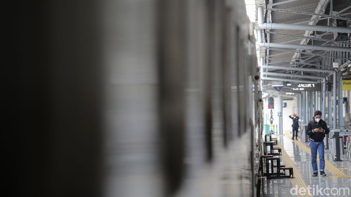 Pemerintah telah melarang mudik pada 6-17 Mei 2021. Kini, aturan perjalanan sebelum dan sesudah larangan mudik pun diperketat.