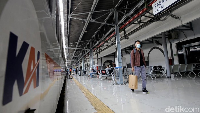 Pemerintah telah melarang mudik pada 6-17 Mei 2021. Kini, aturan perjalanan sebelum dan sesudah larangan mudik pun diperketat.