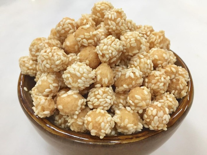 kue kering tradisional; kue satu dan kue keciput