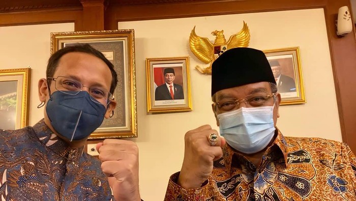 Mendikbud Nadiem Makarim Bertemu Said Aqil dan Yenny Wahid Mendikbud Nadiem Makarim Bertemu Said Aqil dan Yenny Wahid