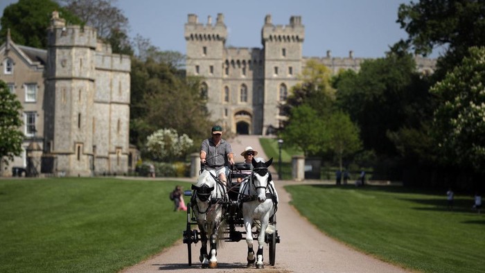 Mengintip Kemegahan Kastil Windsor Kediaman Raja-raja Inggris