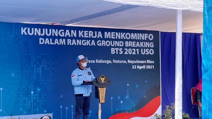 Kunjungan kerja Menkominfo G Plate ke Desa Kelangan, Kabupaten Natuna, Kepulauan Riau dalam rangka ground breaking BTS 4G.