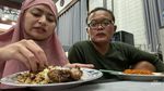 Nathalie Holscher dan Anak-anak Sule Suka Banget Jajan Makanan Bareng