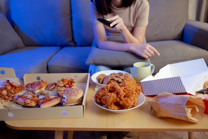 5 Kesalahan Pola Makan saat Berpuasa yang Menyebabkan Berat Badan Naik