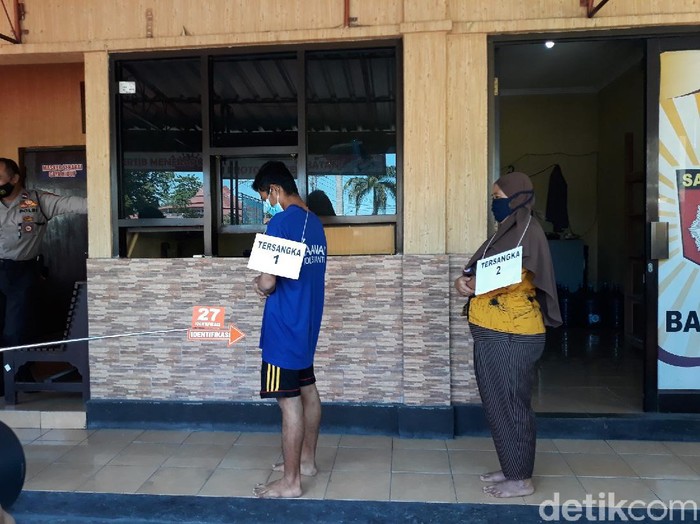 Rekonstruksi pembunuhan bos wajan di Bantul, Kamis (22/4/2021).