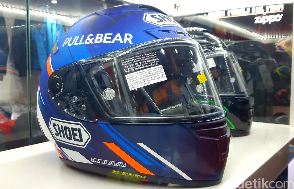 Replika Helm Alex Marquez di IIMS