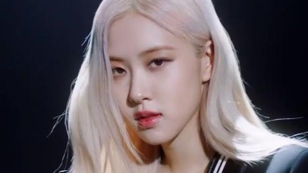 rose blackpink (Foto: Instagram/@voguekorea)