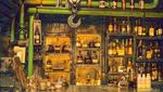 Steampunk Submarine Bar Gaya Kapal Selam yang Memukau