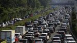 Masih Pademi, Jalan Tol Jakarta-Bogor Sudah Macet Lagi