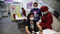 Sebelummya AGP juga bekerjasama dengan Pemkot Administrasi Jakarta Utara dalam melaksanakan vaksinasi COVID-19 kepada lansia, petugas kebersihan dan lain-lain di Rumah Sakit Lapangan (Rumkitlap) Artha Graha Peduli di Kawasan Ancol  yang hingga kini sudah divaksin COVID-19 sekitar 15.000 warga.