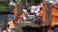 Sampah yang dibuang ini berasal dari wilayah Jakarta Timur.