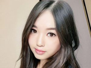 Awas Tertipu, Wanita Cantik Ini Aslinya Adalah Pria Berusia 53 Tahun