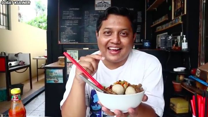 Aldi Taher Jualan Mie Ayam, Begini Penilaian YouTuber Kuliner Soal Rasanya