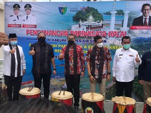 Andre Rosiade Sebut Sandiaga Setuju Puncak Paku jadi Puncak Jokowi