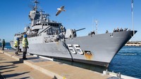 Tak hanya Singapura dan Malaysia, ada juga negara Australia yang menyatakan siap membantu proses pencarian kapal selam KRI Nanggala-402. Terakhir, ada Amerika Serikat juga bersedia membantu dalam proses pencarian kapal selam KRI Nanggala-402 yang hilang di perairan bali saat latihan. Foto: ABC Australia
