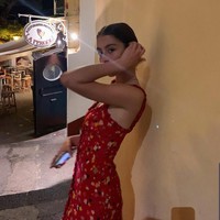 Carys mengaku bahwa dia menyukai dunia modelling dan fashion. Foto: Instagram