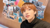 Sebagai anggota termuda, Jungkook memiliki penampilan yang tak kalah keren dengan para seniornya. Bahkan ia seringkali tampil dengan warna rambut yang nyentrik. Foto: Instagram@bts.jungkook