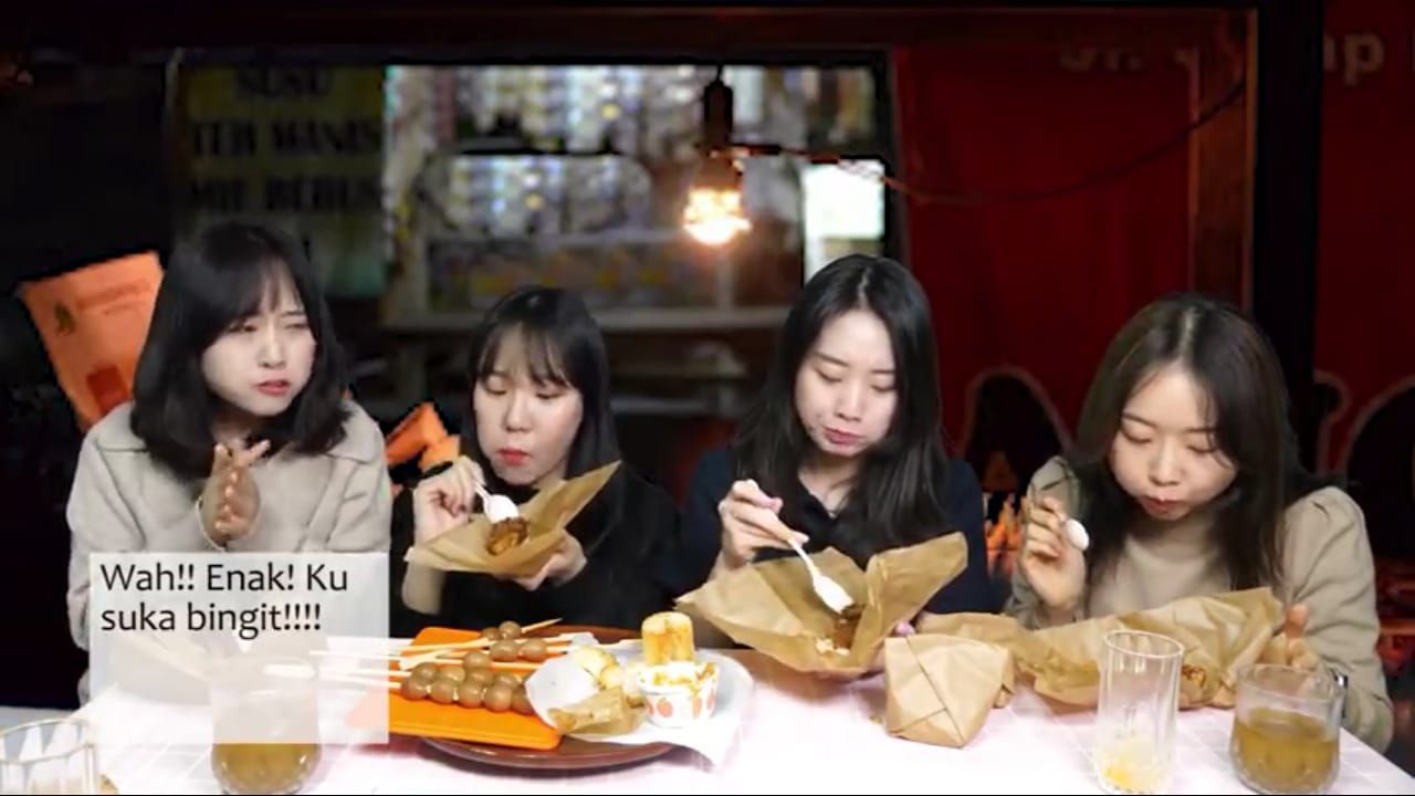 Seru! Hari Jisun Buka Warung Angkringan untuk Teman-Temannya di Korea