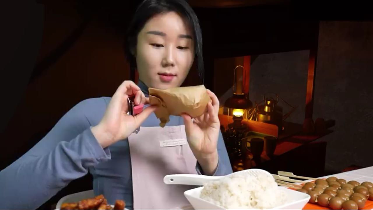Seru! Hari Jisun Buka Warung Angkringan untuk Teman-Temannya di Korea