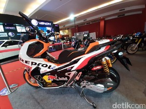 Honda ADV 150 Tampil Sporty Pakai Livery MotoGP