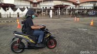 Mencoba Honda BeAT Listrik: Nggak Bisa 'Mbar Mber' Lagi, Yang Ini Super ...