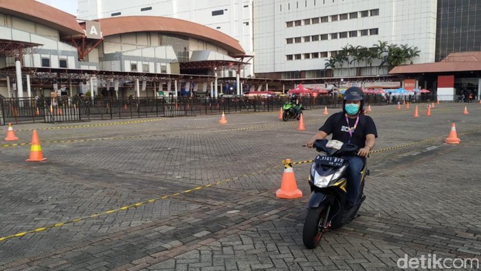 Honda BeAT dikonversi jadi motor listrik