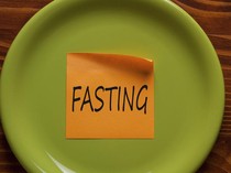 Bolehkah Puasa Syawal Dimulai Hari Jumat? Simak Penjelasannya di Sini!