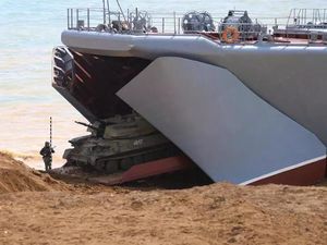 Rusia Setop Latihan Militer di Perbatasan Ukraina yang Picu Ketegangan
