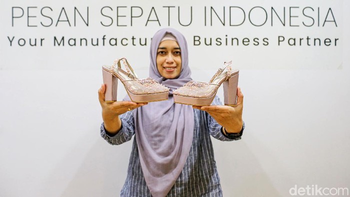  Sepatu  Wanita Karya  Anak  Bangsa  Ini Tembus Pasar Luar Negeri