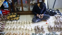 Selain di dalam negeri, sepatu karya Harriette Arlita Tiarasari ini sudah dikirim hingga ke mancanegara seperti Malaysia, Brunei, Singapura, dan beberapa negara di Timur Tengah.
