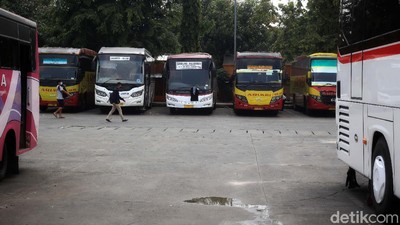 Larangan Mudik Diperketat, Begini Kondisi di Terminal Kalideres
