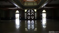 Masjid ini juga merupakan salah satu masjid tua di Indonesia yang dibangun tahun 1890.
