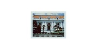 Penampakan tampak depan Gedung De Javasche Bank yang berada di Jalan Garuda No.1, Krembangan Sel, Surabaya. Sebelum dialihfungsi menjadi museum, bangunan yang mengusung gaya arsitektur konservatif neo renaissance ini difungsikan sebagai cabang De Javasche Bank Jakarta pada tahun 1829. Seiring dengan upaya nasionalisasi perusahaan Belanda pascakemerdekaan Indonesia, De Javasche Bank pun kemudian dinasionalisasi menjadi Bank Indonesia pada tahun 1953.