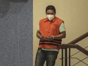 Mengintip Garasi Penyidik KPK Stepanus yang Terseret Kasus Suap