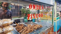 Piscok yang manis renyah ini juga jadi incaran para pemburu takjil. Selain rasanya yang enak, piscok ini juga murah. Foto: detikFood/Yenny Mustika Sari