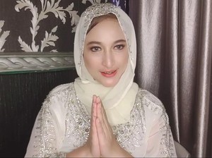 Rinada Kenang Spiritual Deddy Dores, Bangga Bisa Bawakan Karyanya