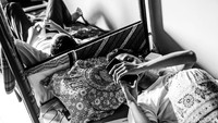 Selain memberikan pelatihan membaca Al Quran braile, para tunanetra juga mendapatkan pelatihan bermain musik dan memijat. 