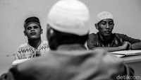 Beragam keahlian tersebut diajarkan kepada para peserta agar mereka dapat memanfaatkan keahlian itu berdikari meski di tengah keterbatasan fisik.