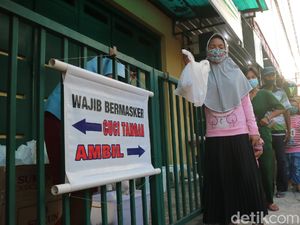 Warung Sedekah Ini Bagikan Makanan Buka Puasa Gratis