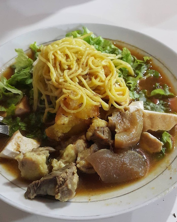 5 Rumah Makan Jawa Timuran yang Punya Rawon dan Tahu Campur Sedap 5 Rumah Makan Jawa Timuran yang Punya Rawon dan Tahu Campur Sedap