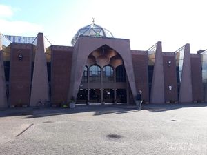 Glasgow Central Mosque, Oase Bagi Warga Muslim Glasgow