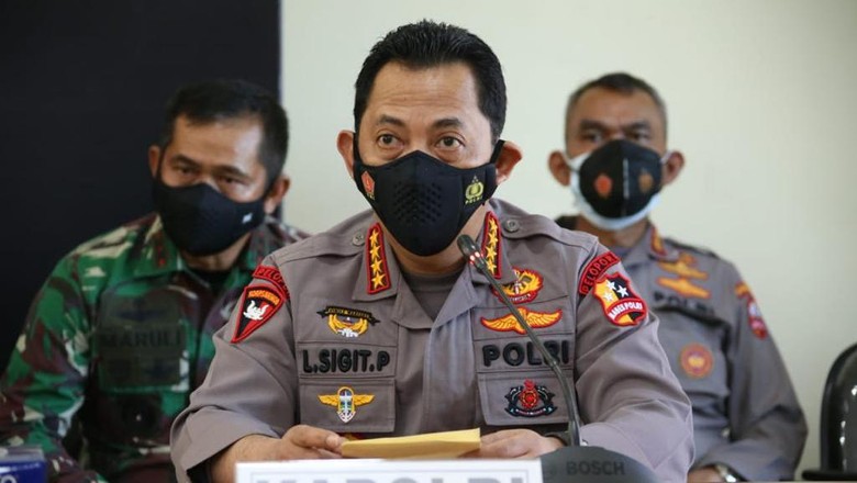Kapolri Jenderal Listyo Sigit Prabowo dalam konferensi pers KRI Nanggala-402