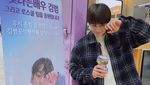 Kim Bum Saat Makan Bareng Lee Dong Wook dan Dapat Food Truck