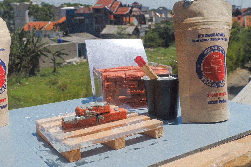 Unik! Cookies Batu Bata dan Semen Ini Bisa Jadi Hampers Lebaran