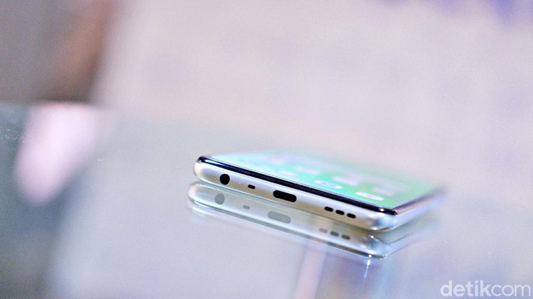 Oppo A74 5G Oppo A74 5G