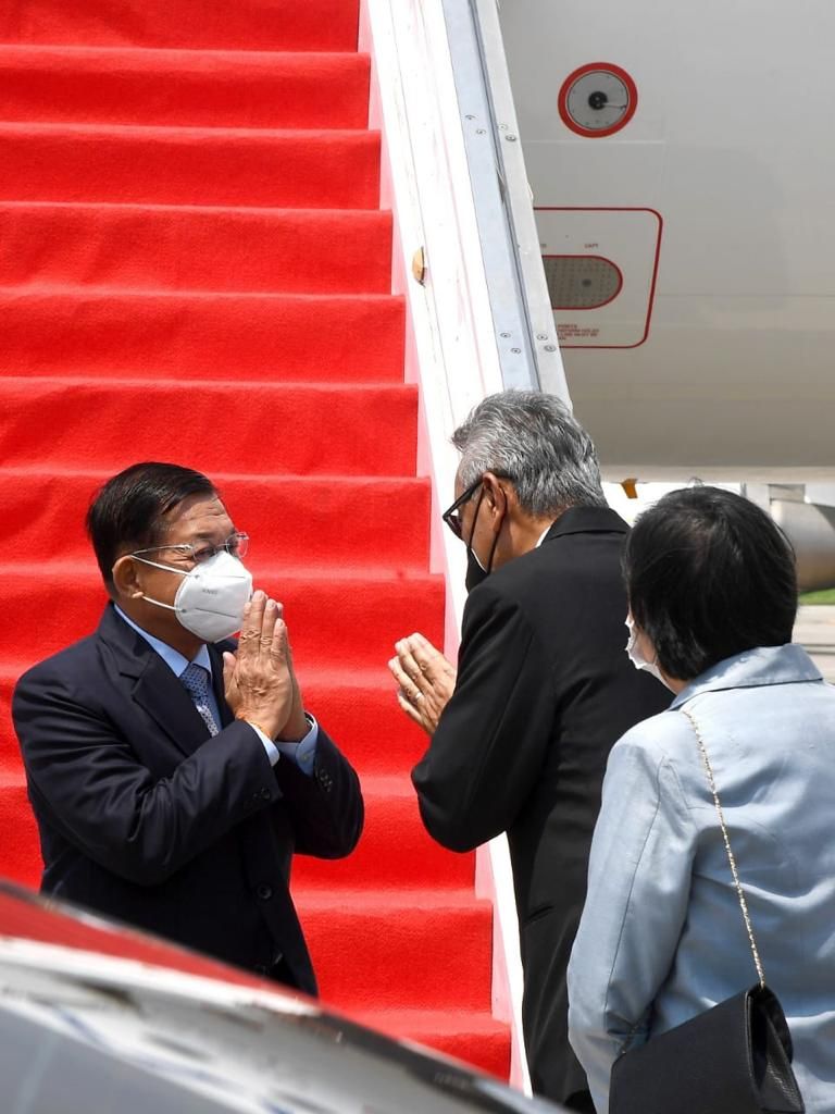 Pemimpin Junta Militer Myanmar, Jenderal Min Aung Hlaing, tiba di Bandara Soekarno-Hatta, 24 April 2021. (Rusman/Biro Pers Sekretariat Presiden)