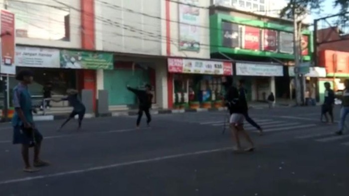 Perang Sarung di Kota Banjar