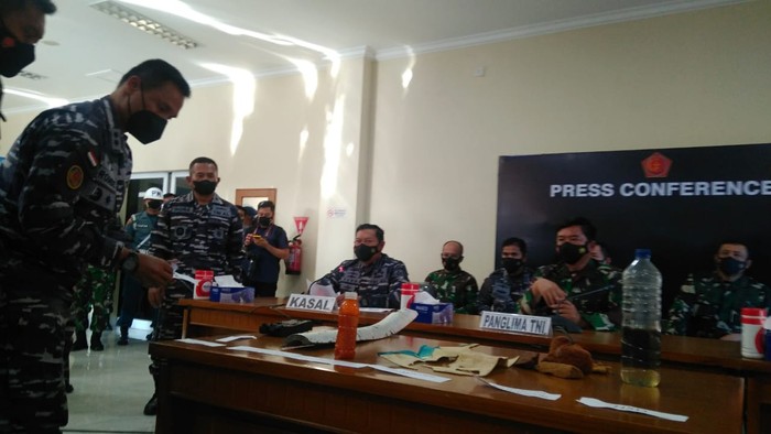 Sejumlah Komponen KRI Nanggala-402 Ditemukan