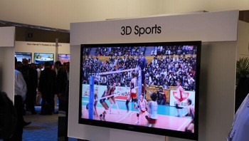 Televisi 3D sempat populer, tapi kini tidak ada vendor yang membuatnya lagi. Foto: dok Bored Panda